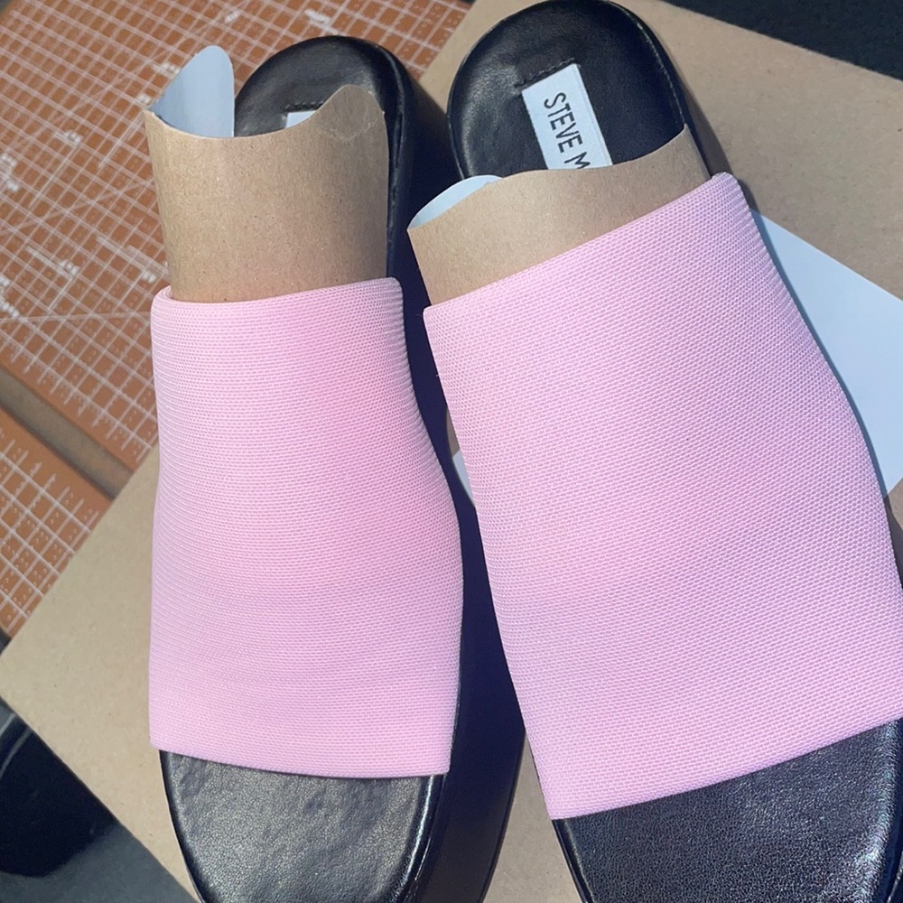 Steve Madden Womens sandals